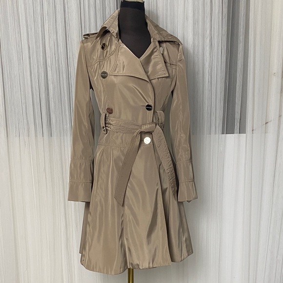 Karen Millen Jackets & Blazers - Karen Millen Classic Beige Trench Coat Size 6